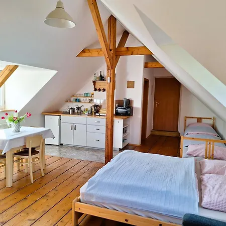 Na Sypce Apartamento Bela (Liberec)